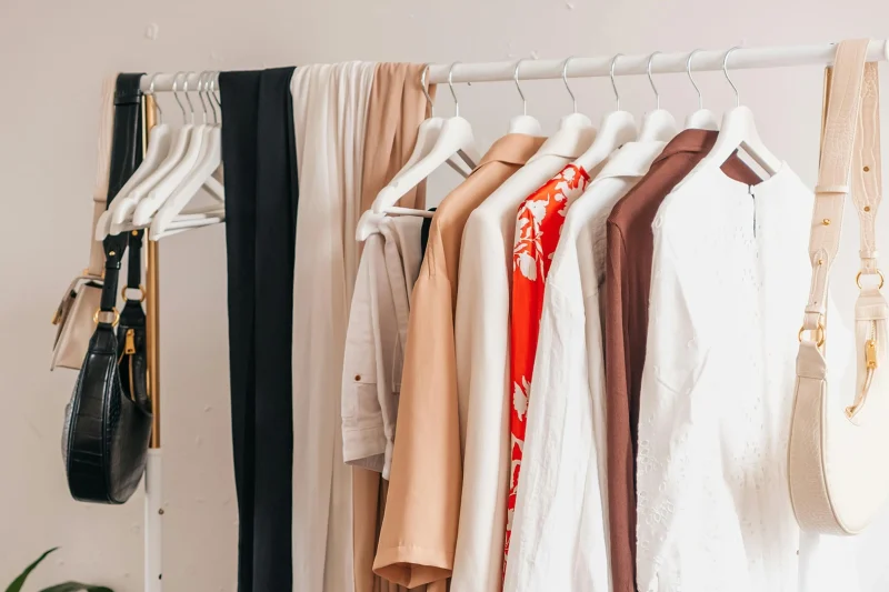 A Minimalist Capsule Wardrobe For Women Who Prefer Quiet Style