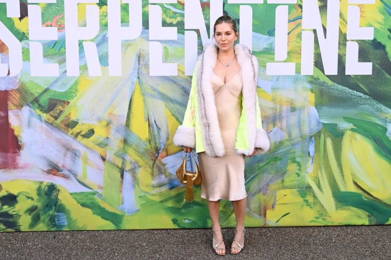 Sienna Miller Just Wore the Slip Dress Combination We All Need to Revisit